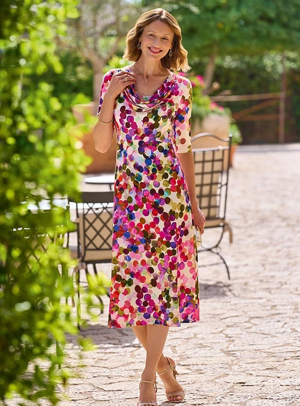Robe colorée à col bénitier en jersey