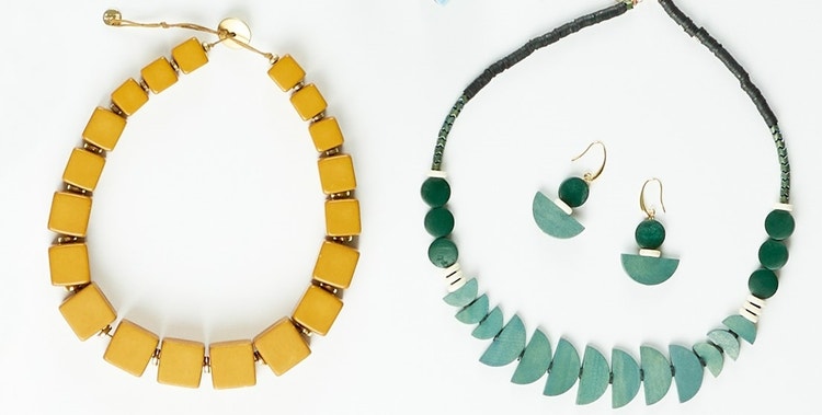 Modèle: 9128 Collier en perles carrées & Modèle: 9124 Collier de perles en bois abstrait & Modèle: 9125 Boucles d'oreilles à perles en bois abstraites