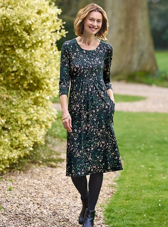 Robe fleurie simple et jolie
