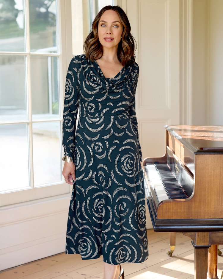 Vêtements féminins faits à la main