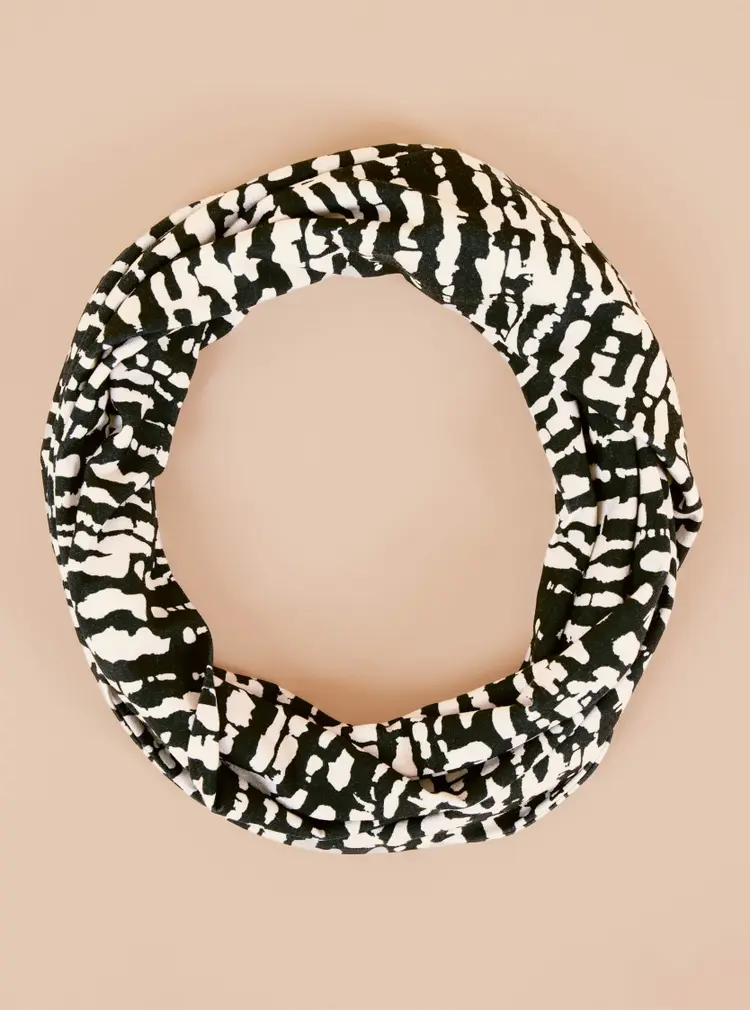 Écharpe-collier texturée
